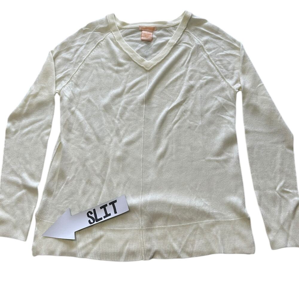 Womens Sweater Size Small Cream Super Soft Business Casual Winter Minimalist - Picture 2 of 6